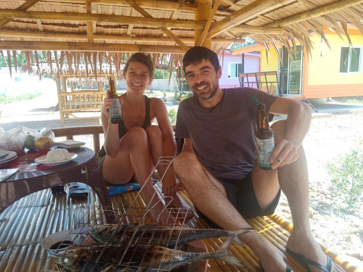 Win Gray Homestay Resort Pathiu Bagian luar foto