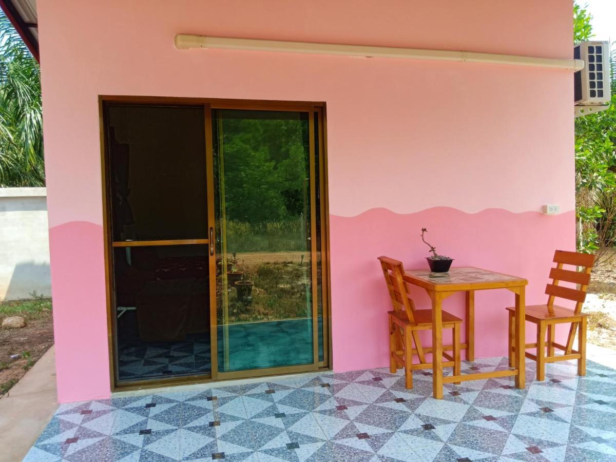 Win Gray Homestay Resort Pathiu Ruang foto