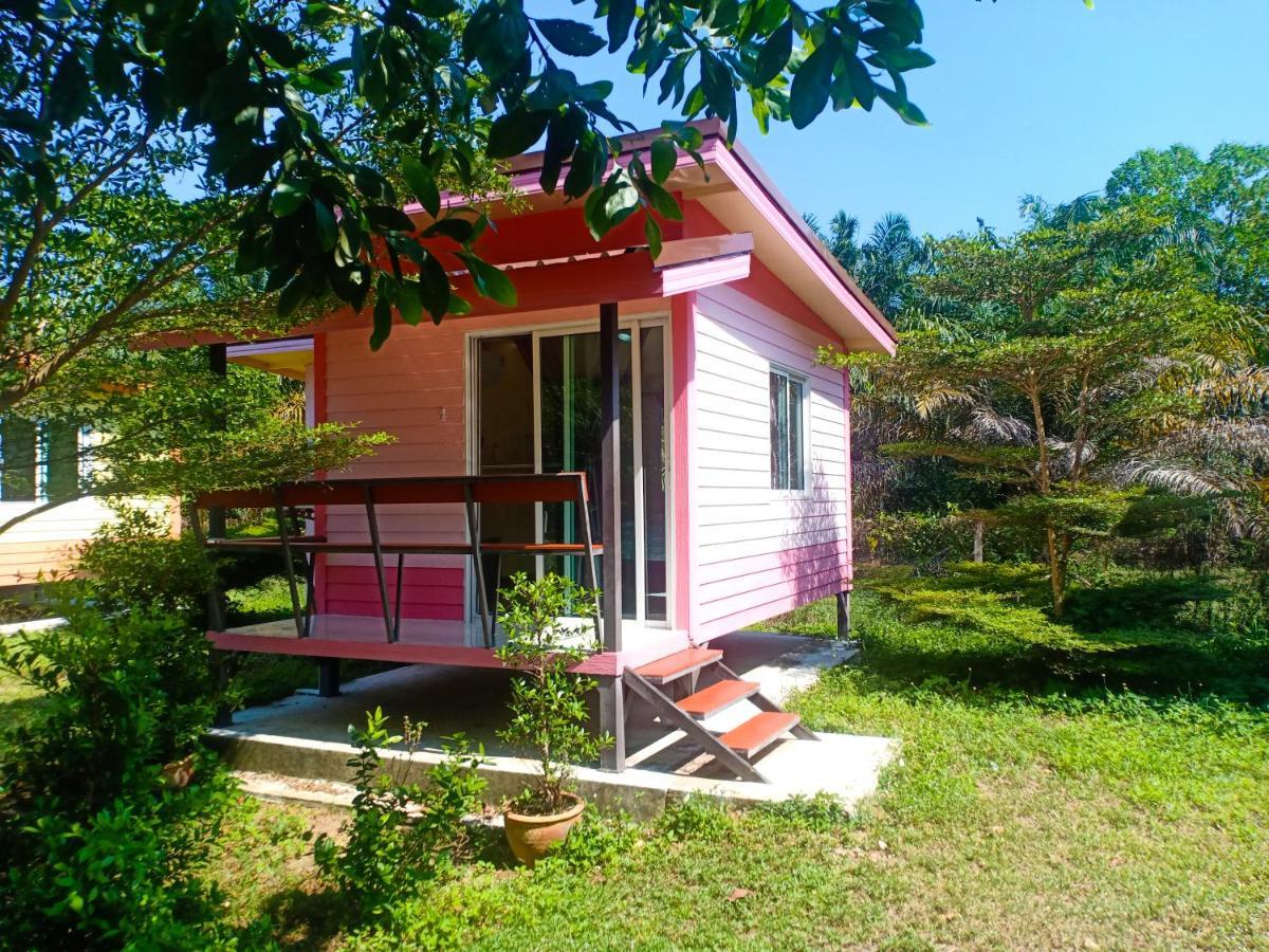 Win Gray Homestay Resort Pathiu Bagian luar foto