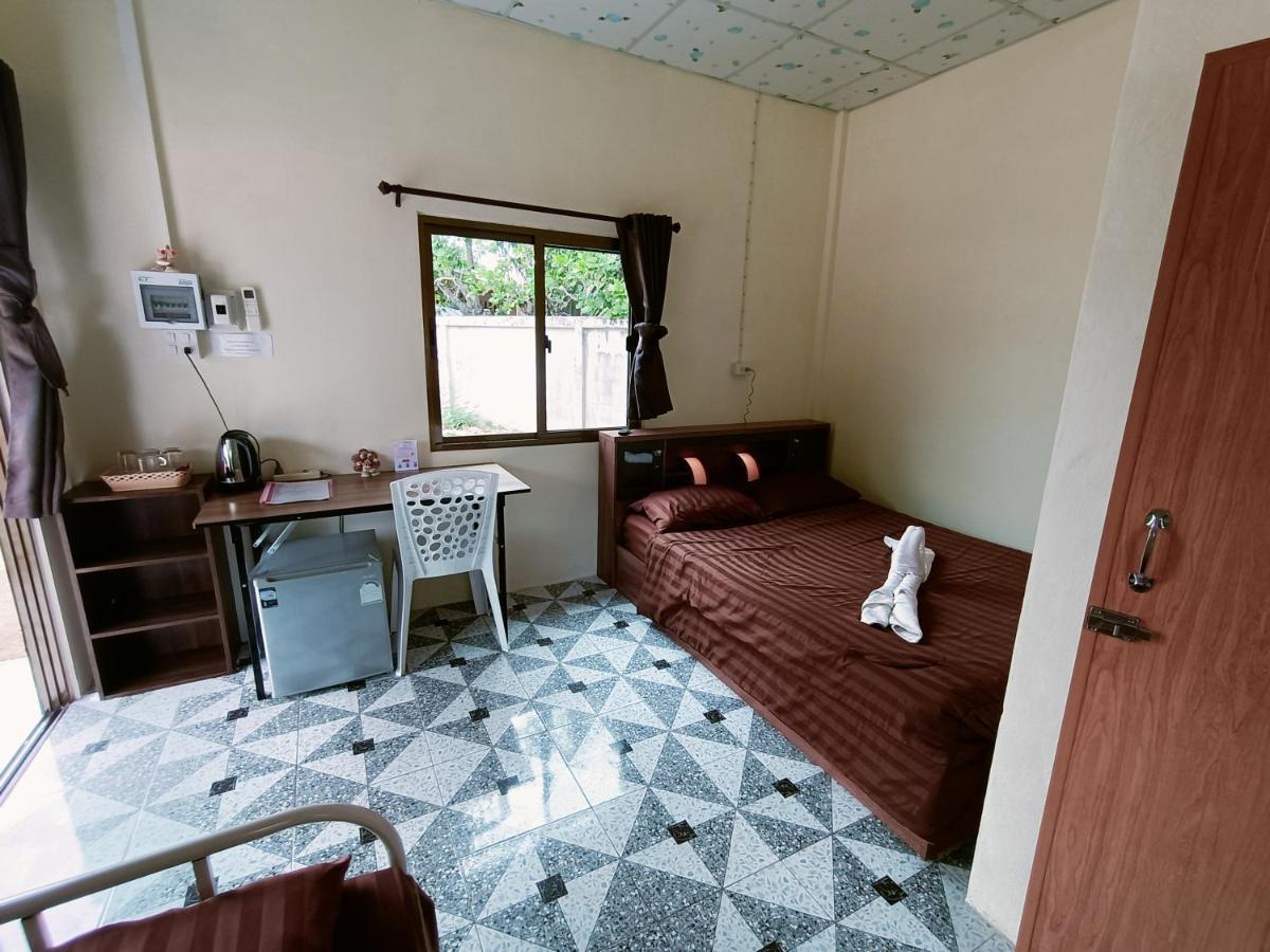 Win Gray Homestay Resort Pathiu Bagian luar foto