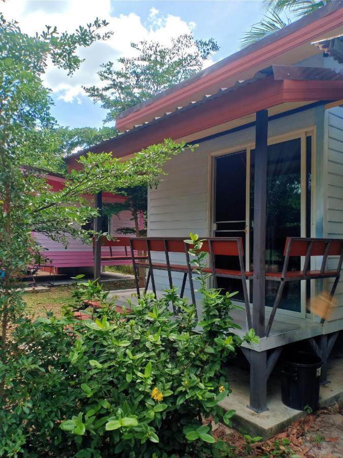 Win Gray Homestay Resort Pathiu Bagian luar foto