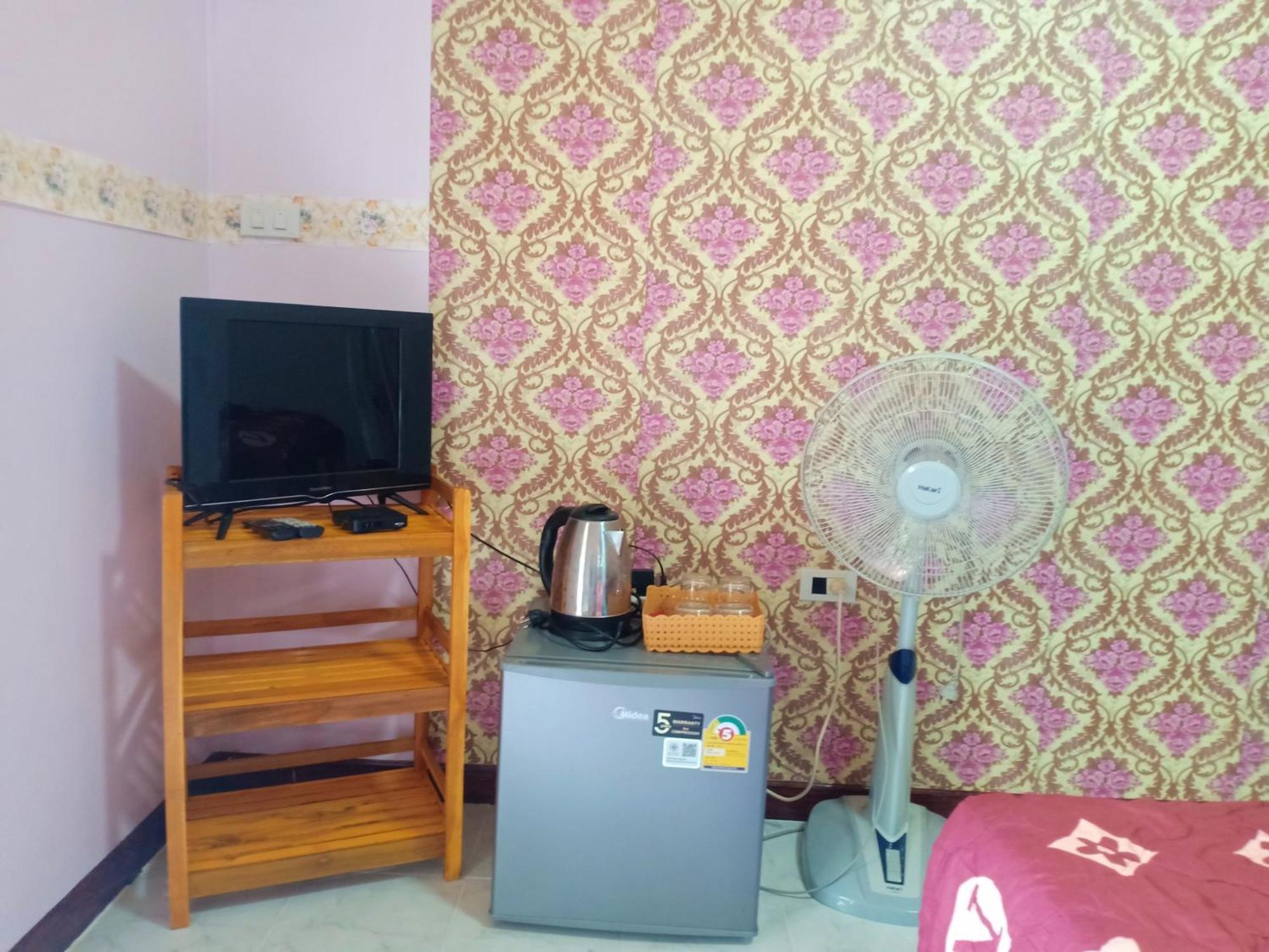 Win Gray Homestay Resort Pathiu Ruang foto