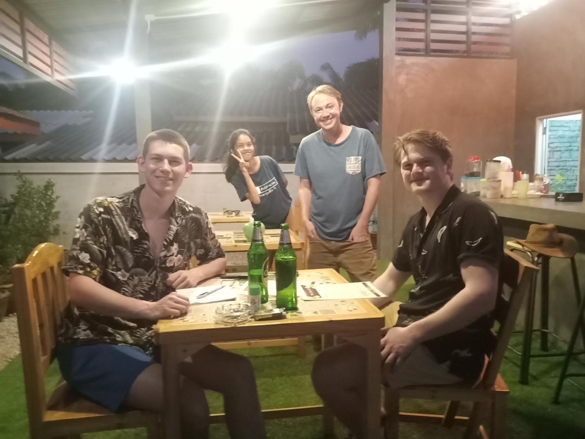 Win Gray Homestay Resort Pathiu Ruang foto